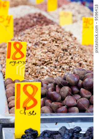 Nuts for sale 9596418