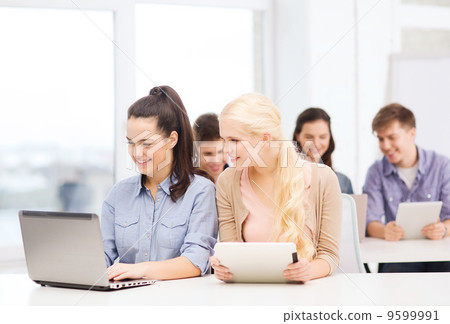 students with laptop, tablet pc and notebooks students with laptop, tablet pc and notebooks 9599991