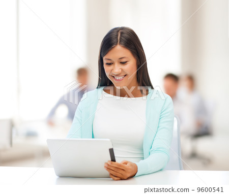 businesswoman or student with tablet pc 9600541