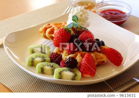 Waffle with plenty of fruits 9613631