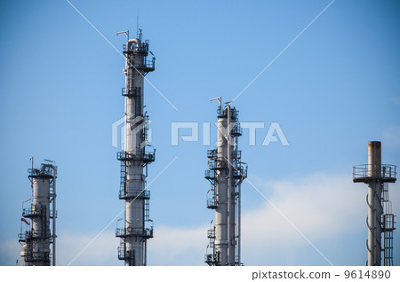 Tower of oil refinery 9614890