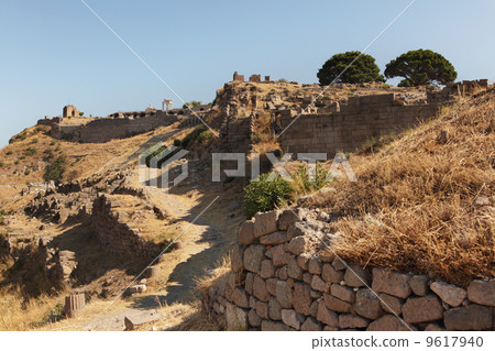 Ancient ruins of Pergamon 9617940