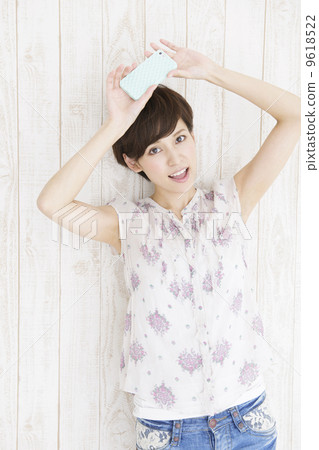 年輕的女士 9618522