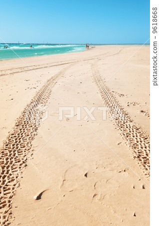 tractor tracks tractor tracks 9618668