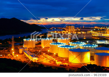 Oil tanks at night 9619389