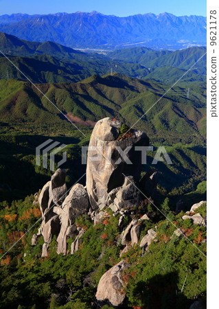 從Ochi Chichibu·Ruisuyama山岩和南阿爾卑斯山遠景 9621178