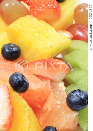 Cut fruit Cut fruit 9621825