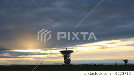 Outer-space communication locator Outer-space communication locator 9623713