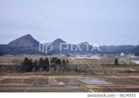 Kanayama cho mountain range 9624833