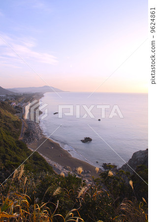Cape Irago, Morning of Koirogagahama "Japan's Hundred Nagisa Selections" "100 White Sand Aundches in Japan", "100 Soundscape Scenes in Japan", "100 Roads in Japan", "Mikawa Bay National Park" Cape Irago, Morning of Koirogagahama "Japan's Hundred Nagisa Selections" "100 White Sand Aundches in Japan", "100 Soundscape Scenes in Japan", "100 Roads in Japan", "Mikawa Bay National Park" 9624861