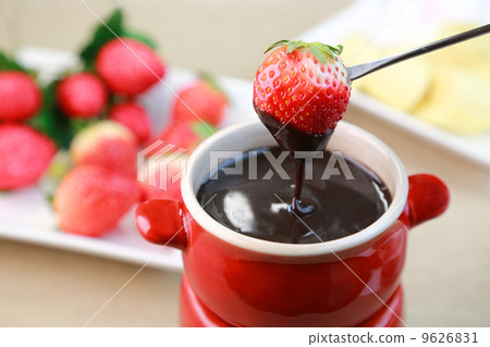 Chocolate fondue Chocolate fondue 9626831