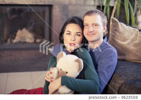 Couple at home Couple at home 9628508