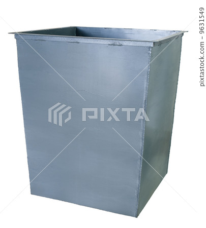 garbage can 9631549