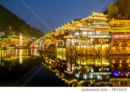 Fenghuang ancient town China 9631632