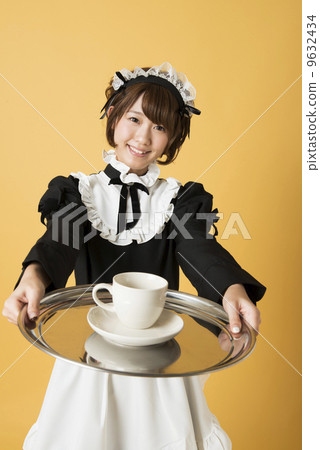女僕供應咖啡 9632434