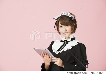 女傭與平板電腦 女傭與平板電腦 9632465