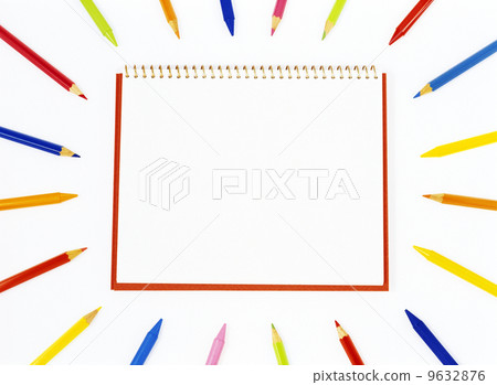 colored pencils and sketchbook 9632876