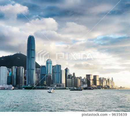 Skyline of Hong Kong at sunset 9635639