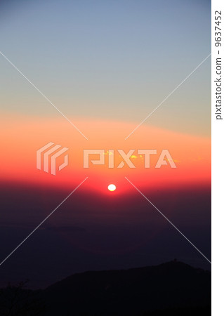    Hatsushima Atami taken from the first sunrise Izu Skyline January 1st shooting 9637452