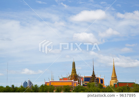 Wat Phra Kaew. Wat Phra Kaew. 9637895