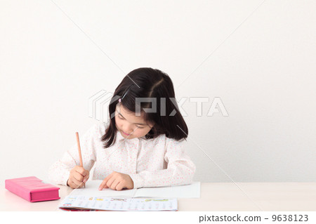 學習的女孩 學習的女孩 9638123