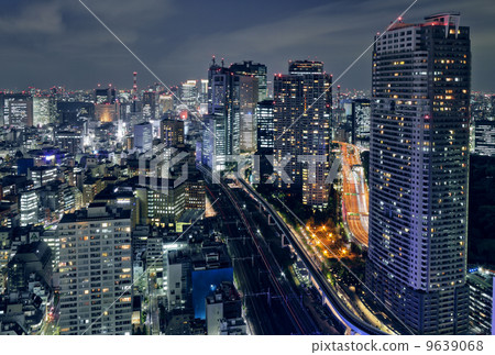 Night view of Tokyo 9639068