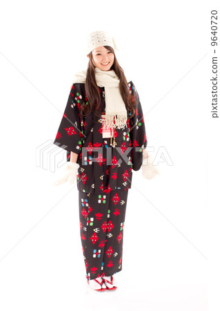 Pretty girl with cold weather in kimono Pretty girl with cold weather in kimono 9640720