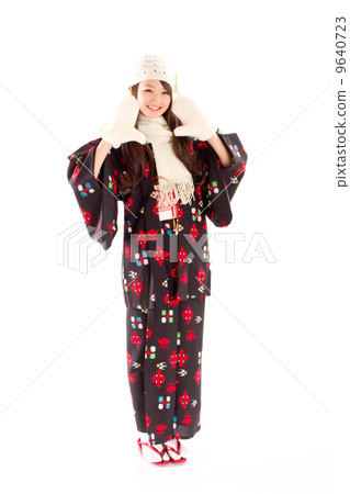 Pretty girl with cold weather in kimono Pretty girl with cold weather in kimono 9640723