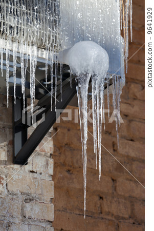 Icicle on icy air conditioning 9641929