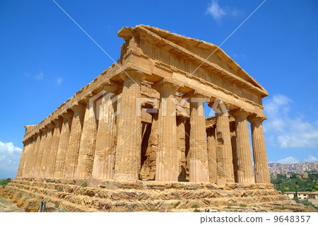 Temple of Concordia in Agrigento. Sicily, Italy Temple of Concordia in Agrigento. Sicily, Italy 9648357