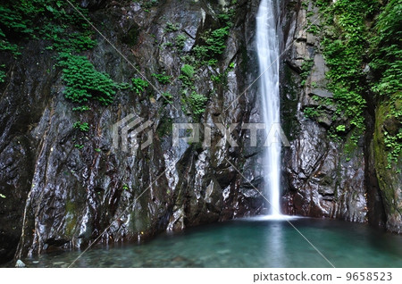Ebira waterfall 9658523