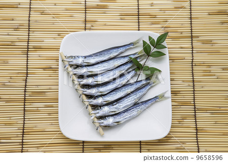Dried seaweed sushi Dried seaweed sushi 9658596