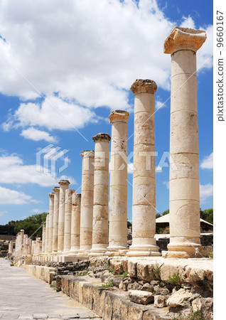 Ancient ruins Ancient ruins 9660167
