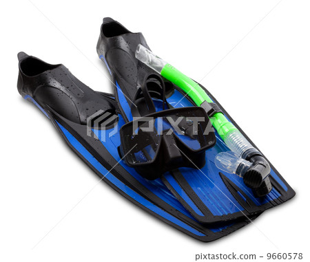 Mask, snorkel and flippers 9660578