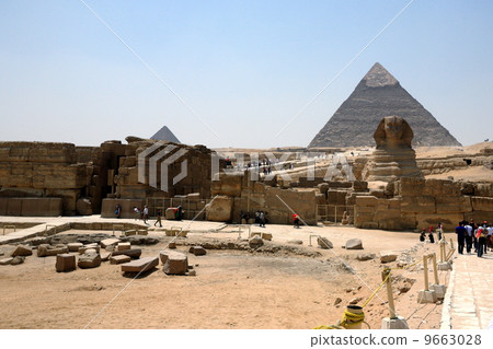 Pyramid of Giza 9663028