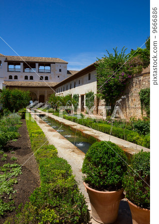 Generalife palace cortyard, Granada, Spain 9666886