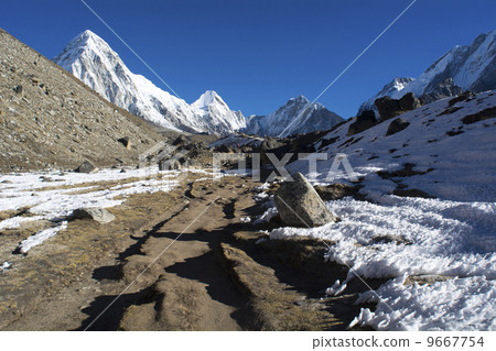 去珠穆朗瑪峰路線Coomb Moraine 去珠穆朗瑪峰路線Coomb Moraine 9667754