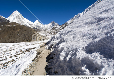 去珠穆朗瑪峰路線Coomb Moraine 9667756