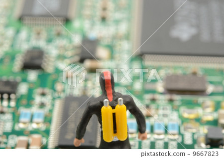 Base and person 9667823