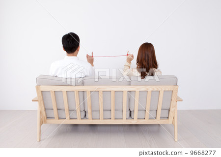 紅線連接到夫婦的小指 9668277