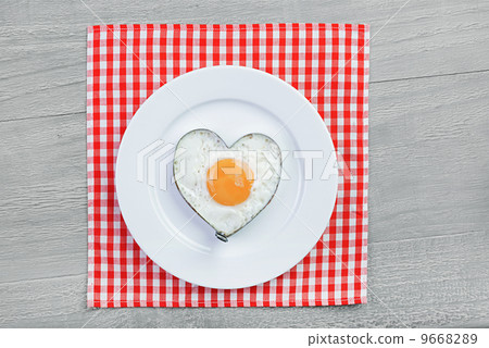 Breakfast for a loved one 9668289