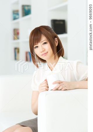 Refreshing women 9669093