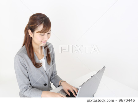 操作者 9670446