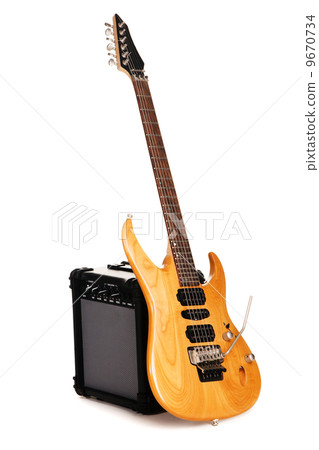 Electric guitar with amplifier 9670734