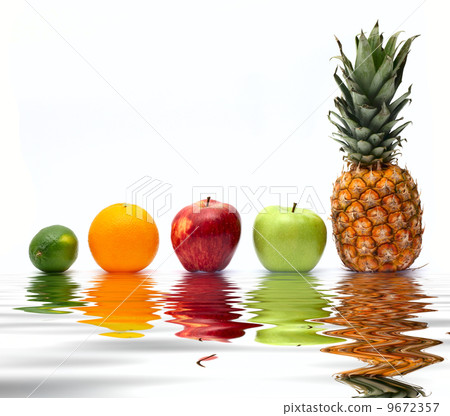 Row of fresh fruits over water Row of fresh fruits over water 9672357
