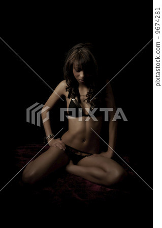 Young Nigerian Woman Low Key Photo 9674281