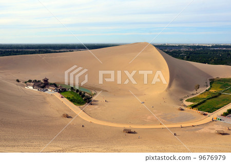 Dunhuang's moon fountain spring 9676979