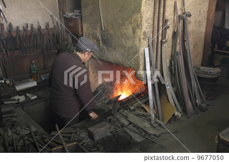 blacksmith 9677050