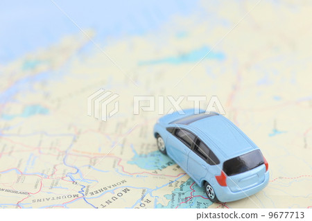 Drive image (map and light blue car) 9677713