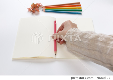 用彩色鉛筆寫 9680127